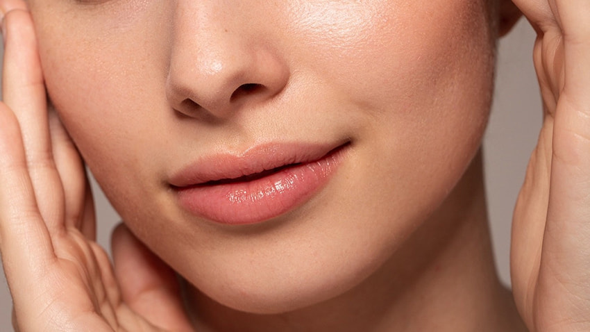 A313: El Secreto de la Piel Radiante en la Belleza Francesa